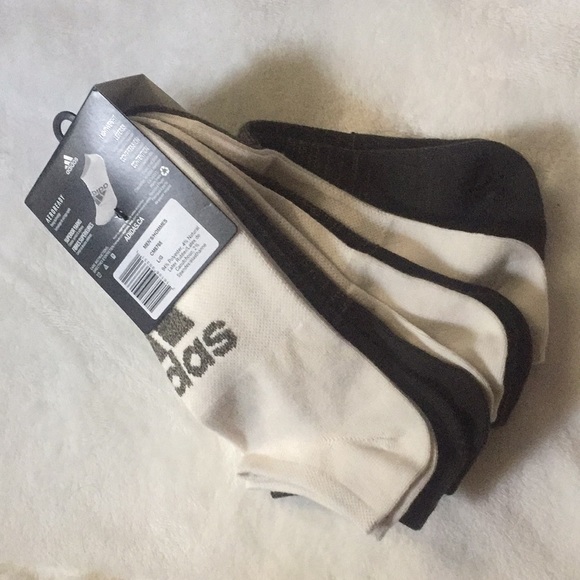 Adidas 6Pk no show socks. NWT Fits Size 6-12. - Picture 2 of 5